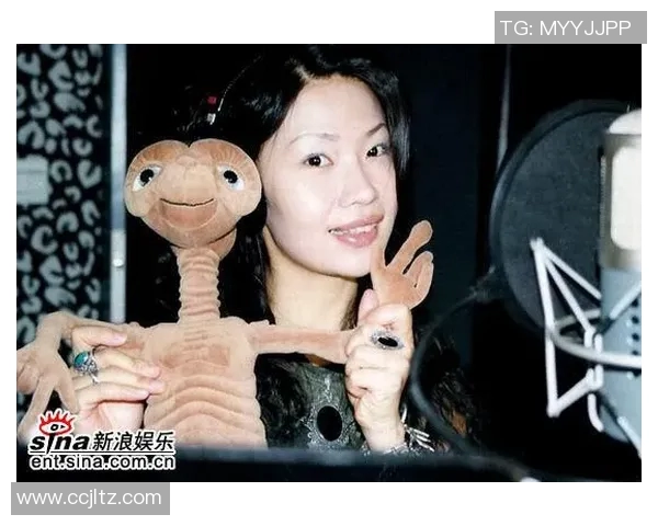 中国篮球明星女友们的爱情故事与生活揭秘，谁是背后的支持者与灵感来源